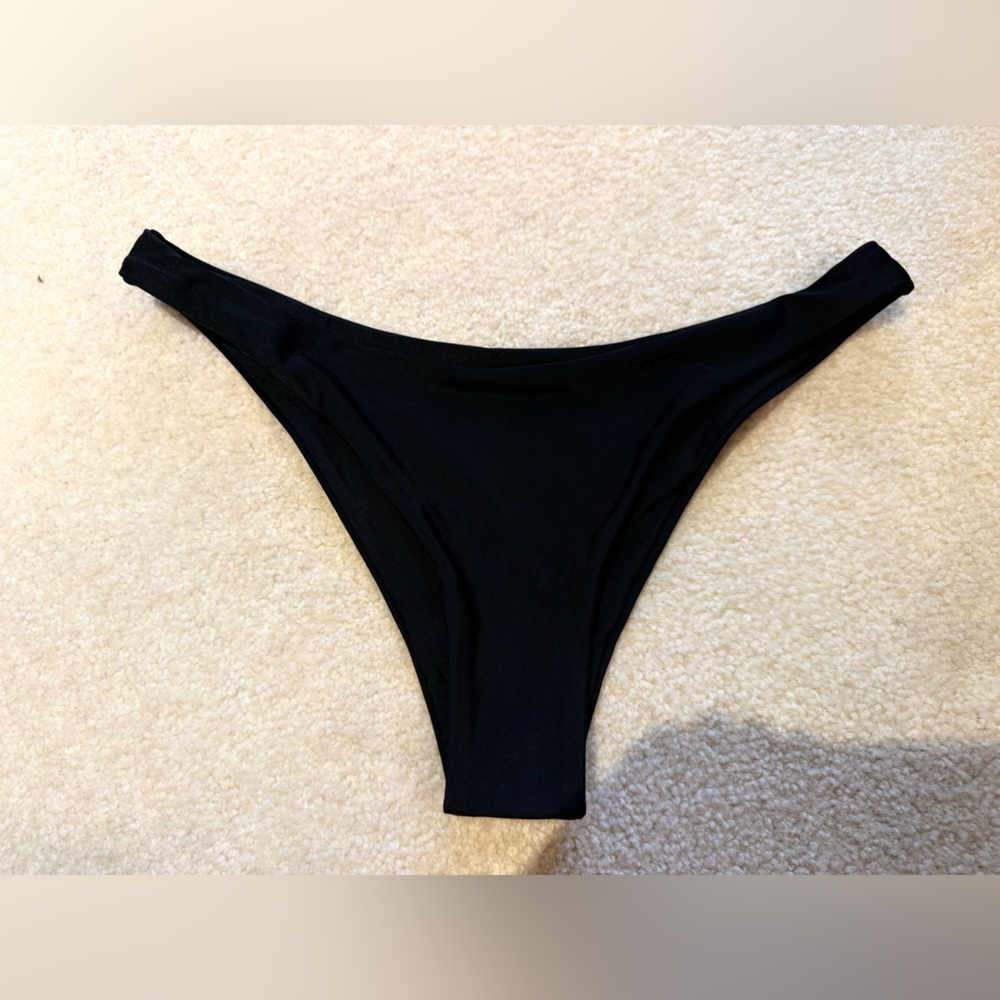 Brazilian Bikini Bottom (NWOT) Size Small
